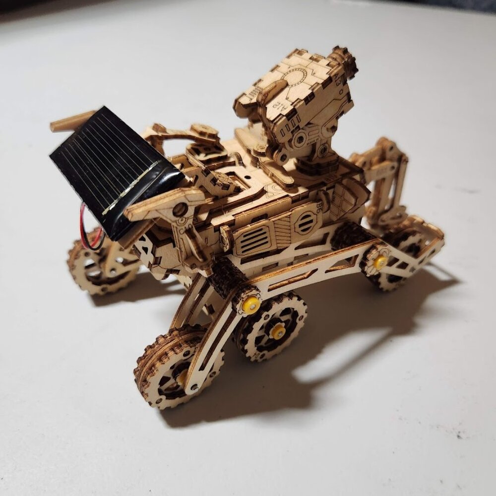 NEW Solar Powered Rover Model NASA Space Explorers National Geographic - Picture 3 of 10
